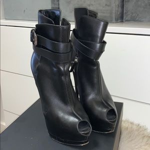 GIUSEPPE ZANOTTI BLACK BOOTS 37